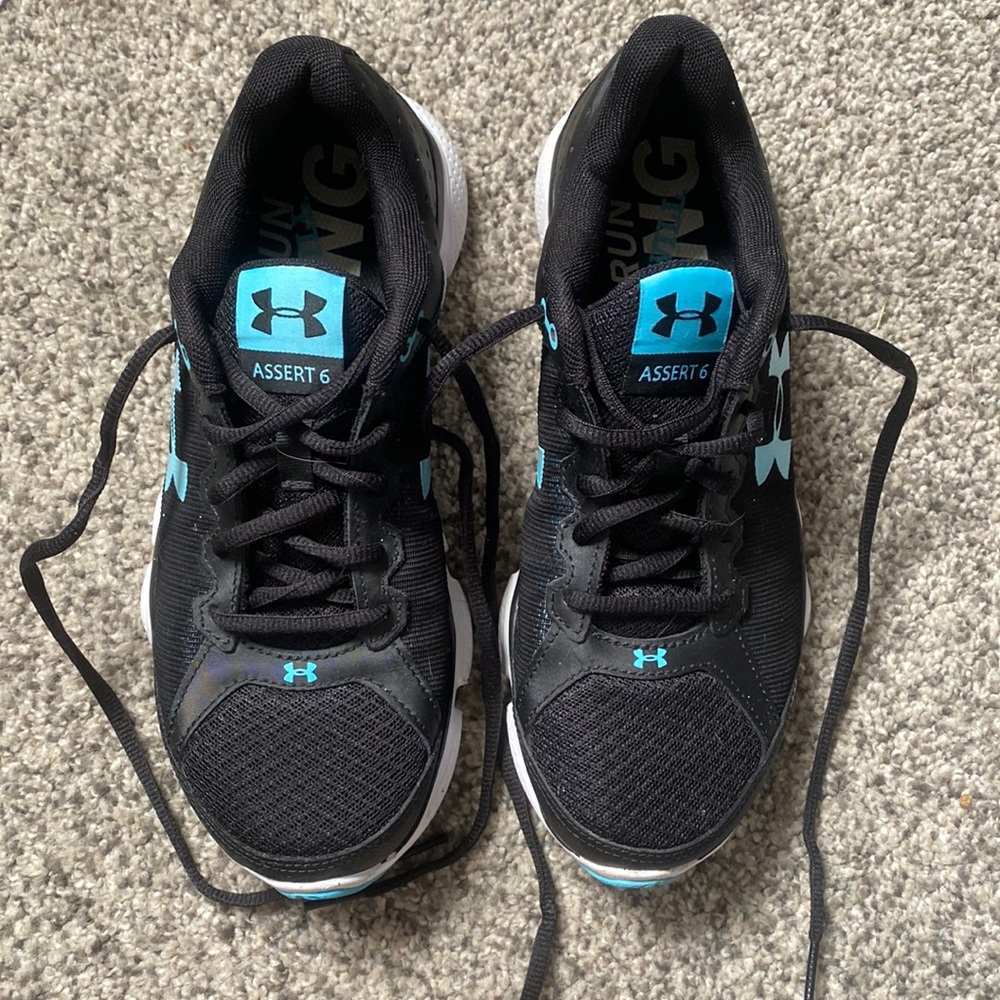 UNDER ARMOUR Assert 6 Gym Shoes | Size 8.5